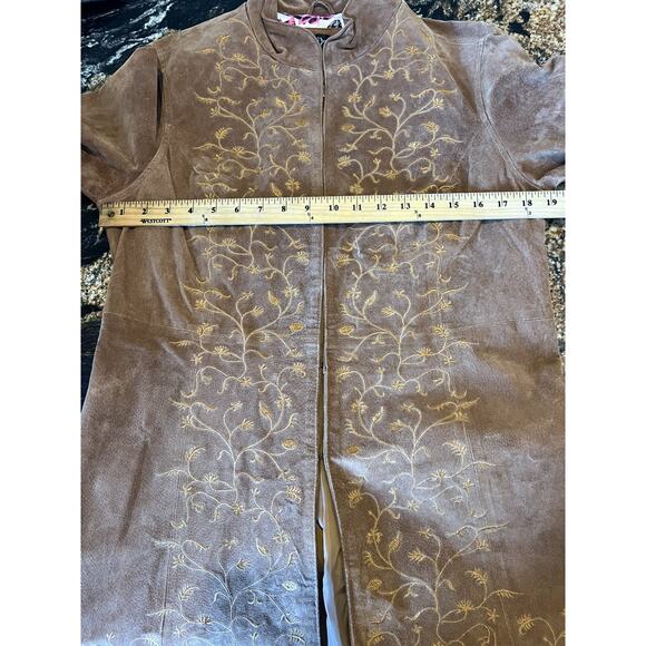 Prosper & Devine Women’s Brown Leather Suede Jacket Large Floral Embroidered - Picture 9 of 10